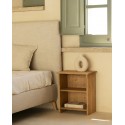Table de chevet en bois massif en ton chêne moyen de 50x42cm