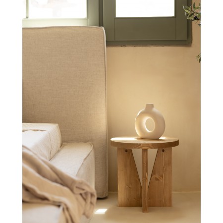 Table de chevet en bois massif en ton chêne moyen de 40x40cm